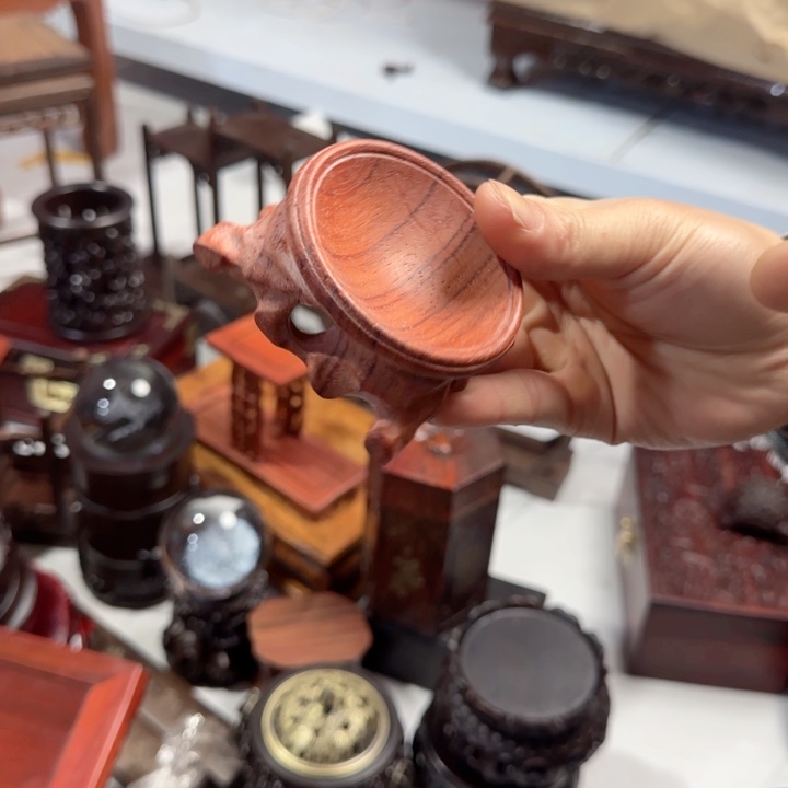 琉璃手工艺品红木工艺品