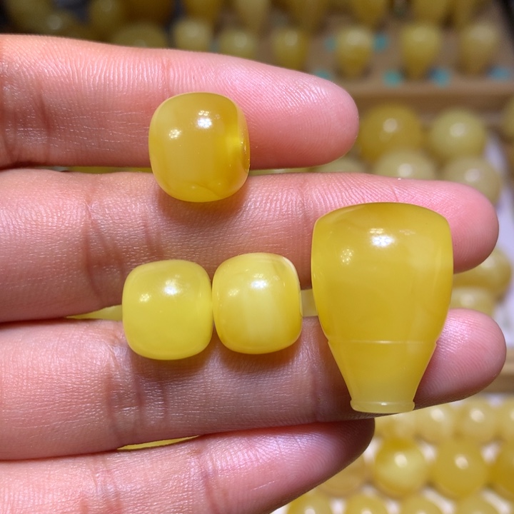 蜜蜡裸石未镶嵌天然俄料蜜蜡鸡油黄套装12.6-16