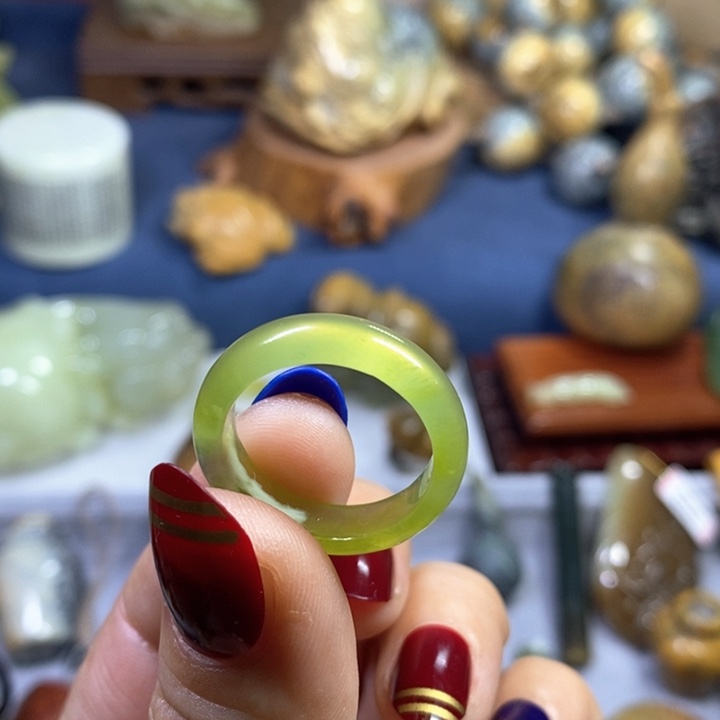 蛇纹石玉岫19.2 口未镶嵌