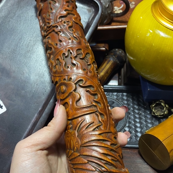 志***泊端景台紫檀木类木