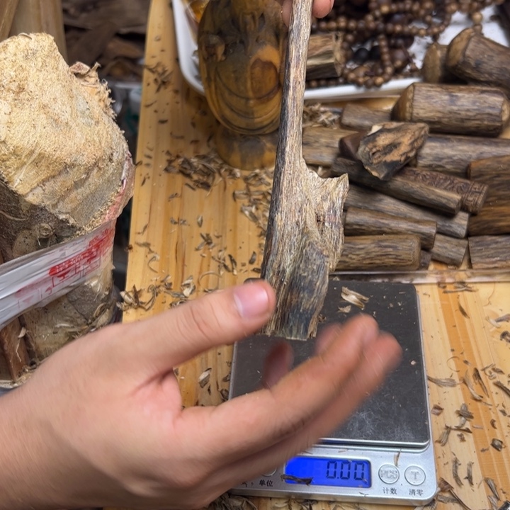 沉香碎屑沉香25克