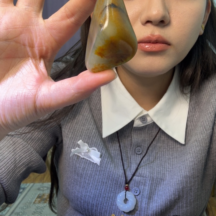 *****和田玉未镶嵌手串