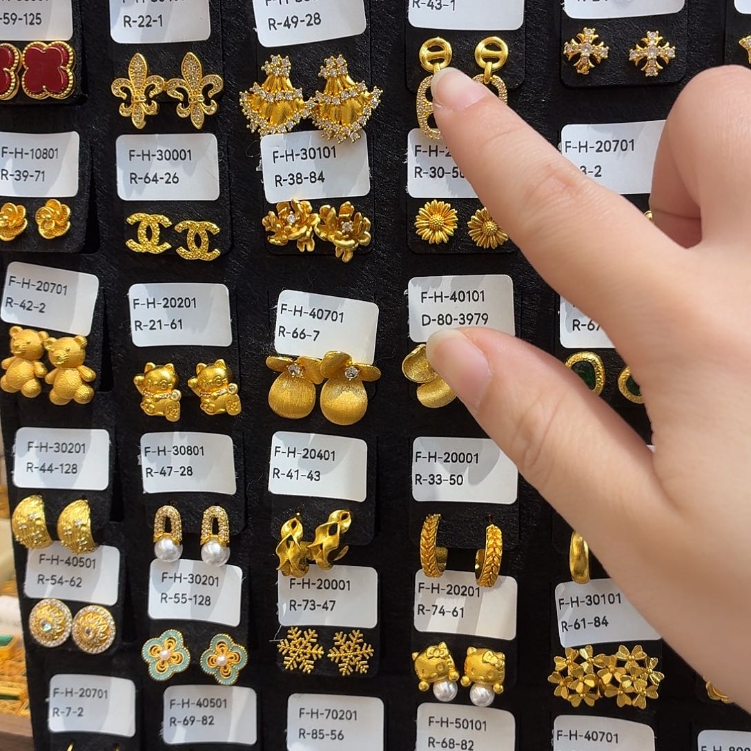 铜合金43-1强保色发 2个壹笔壹耳钉