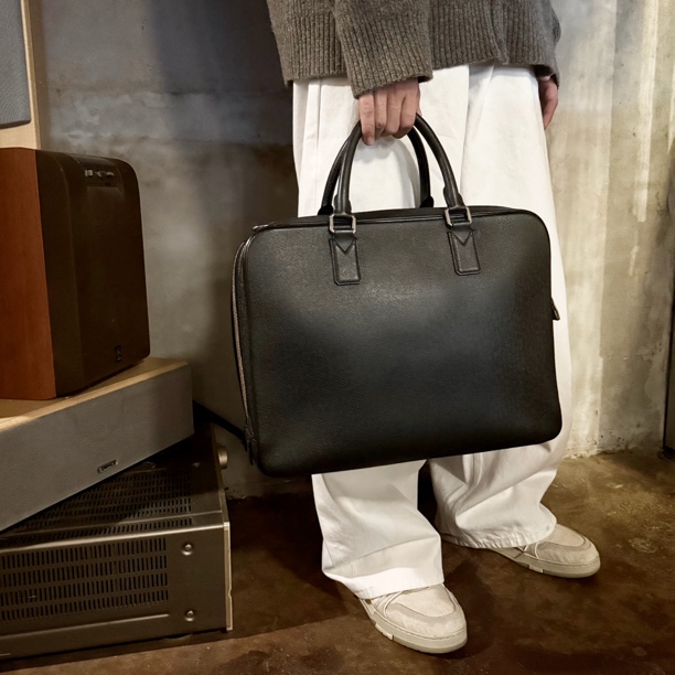 99新 LouisVuitton/路易威登 LV炭黑色全皮公文包多功能手提包