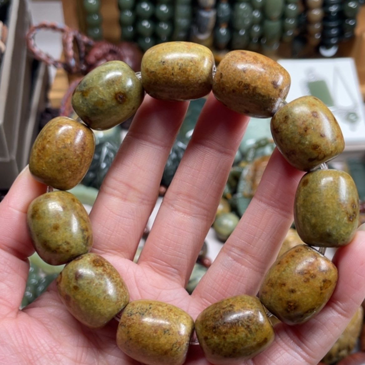 【闪购商品】岫岩河磨玉（透闪石质玉）手链未镶嵌