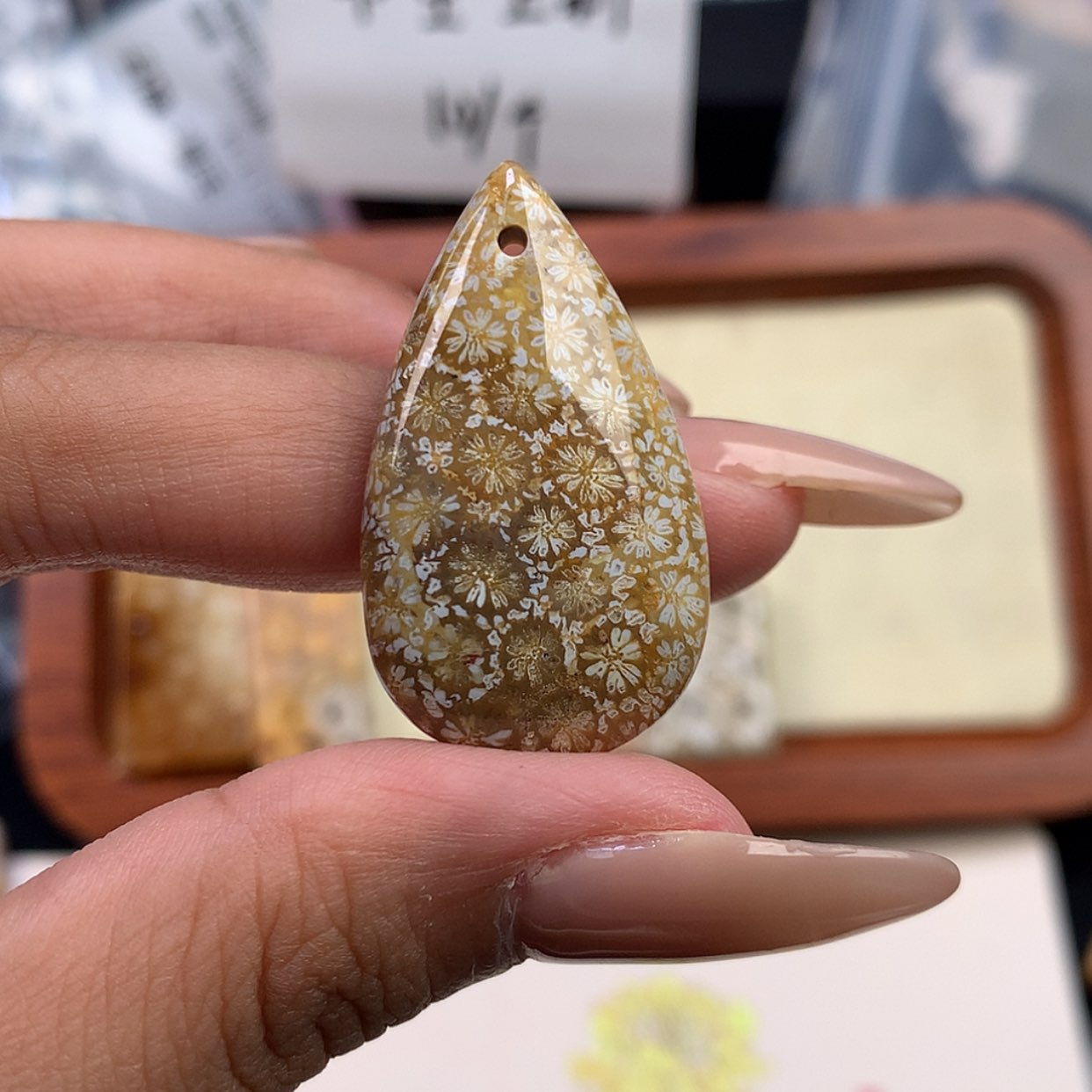 【闪购商品】颈饰合金石英质玉橘****络