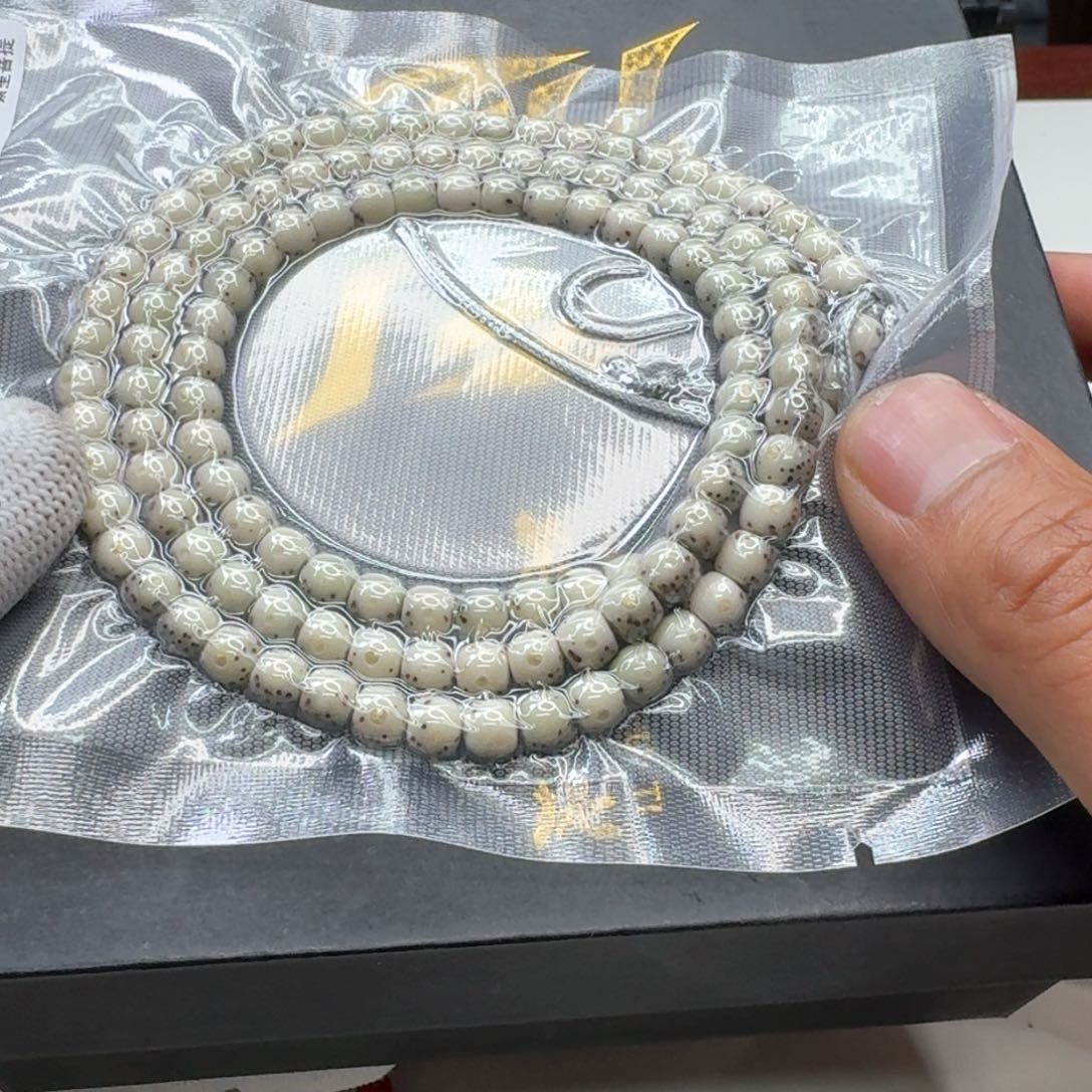星月菩提手串26梵天糯冰大眼睛通体6左右桶108