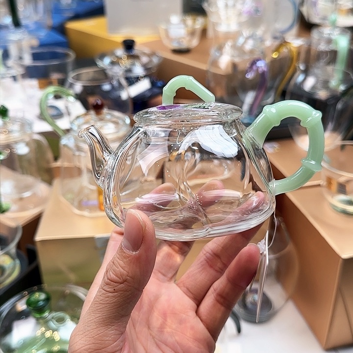 禾器浅玉色君漾壶