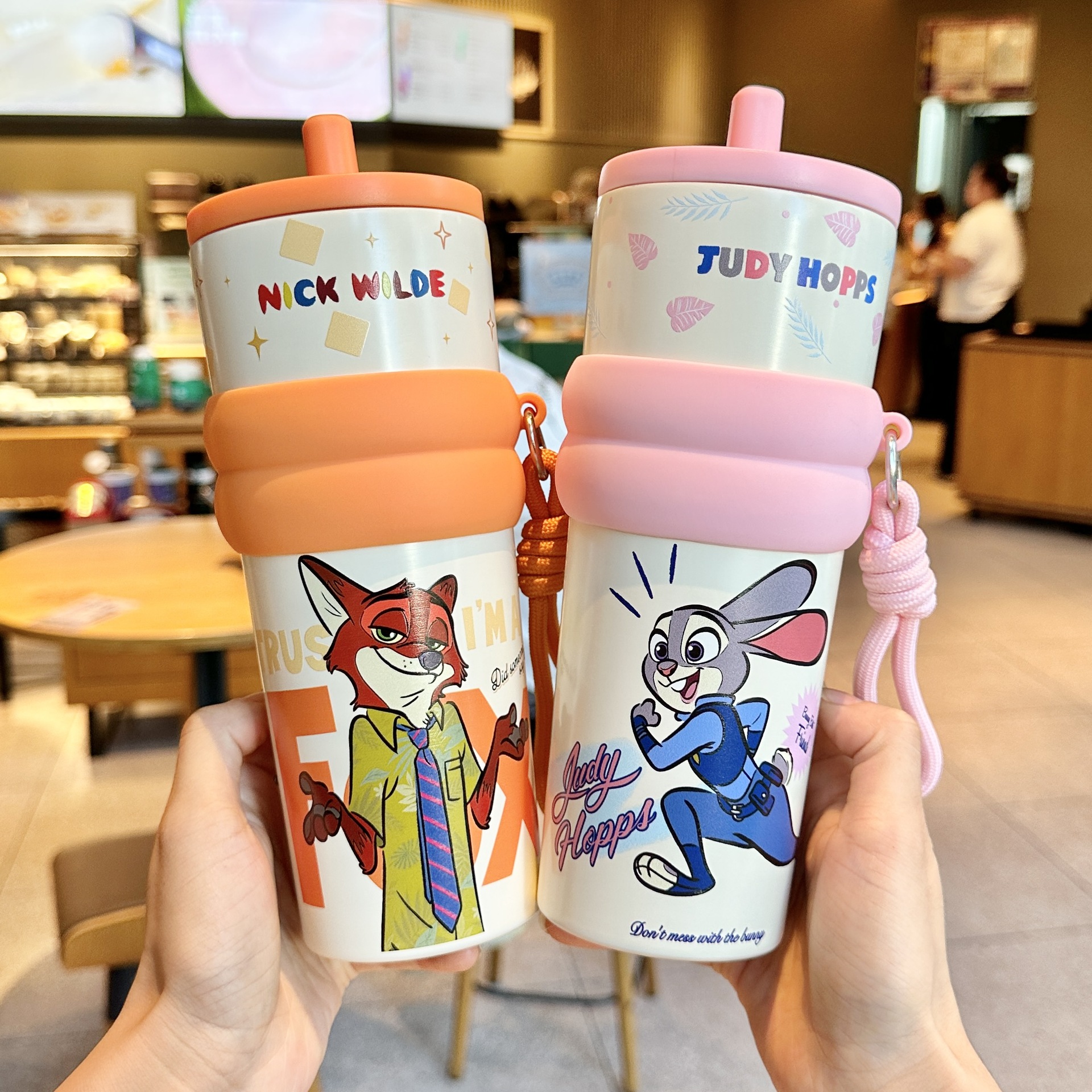 X&W/艾可思疯狂动物城朱迪尼克情侣保温吸管杯女生高颜值大容量