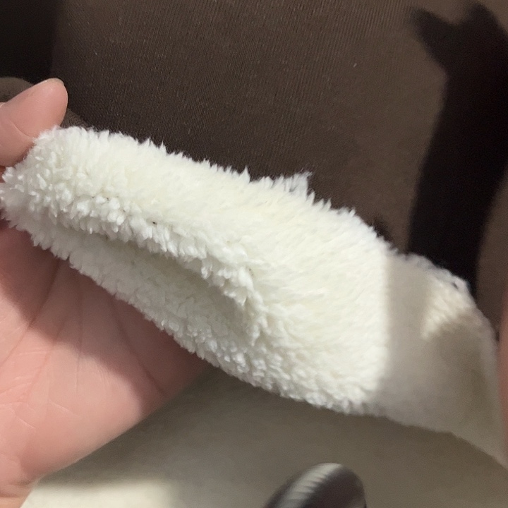 深咖色羊驼绒1.8×2米长带螺纹