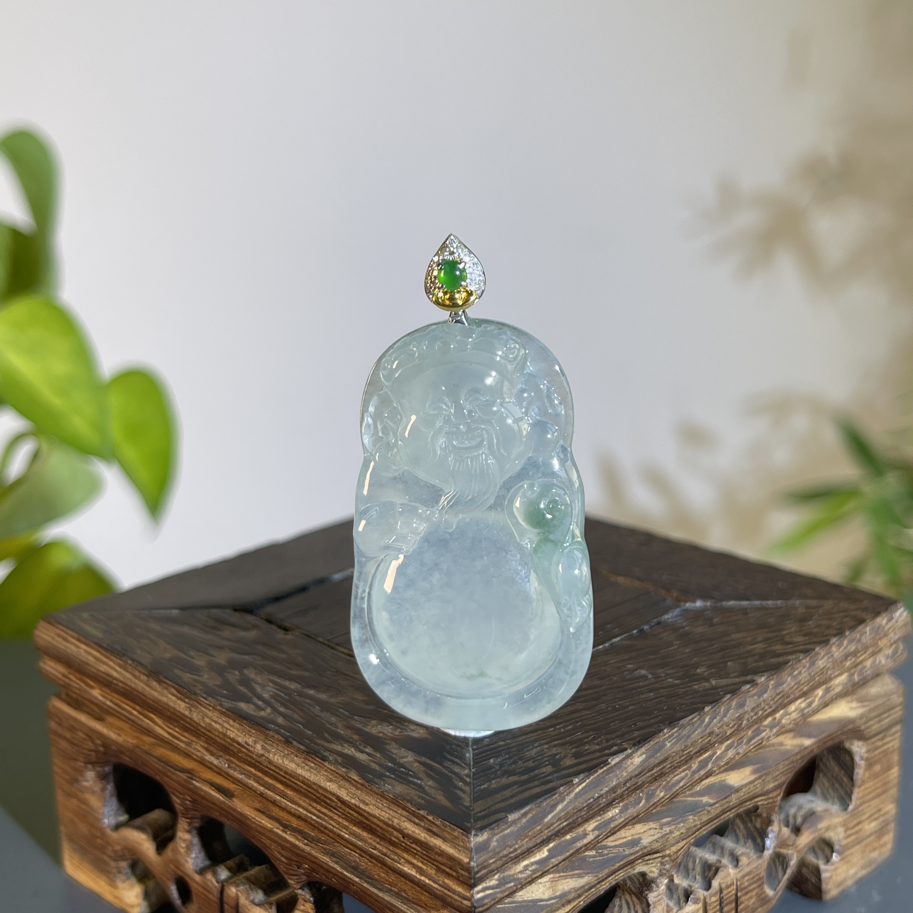 JTW14-162 天然缅甸翡翠A货 18K含钻扣财神爷