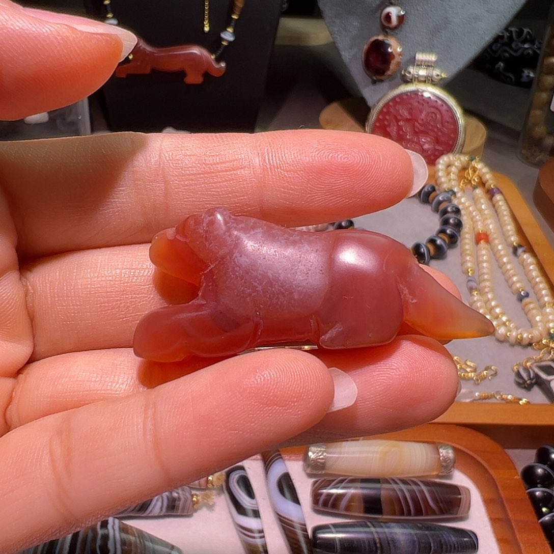玛瑙/玉髓未镶嵌珠宝半成品