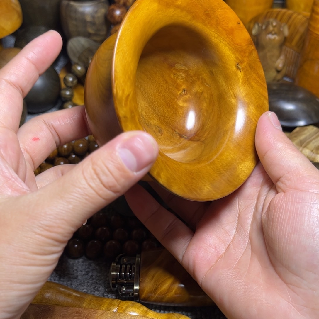 金丝楠留疤料藏族金碗