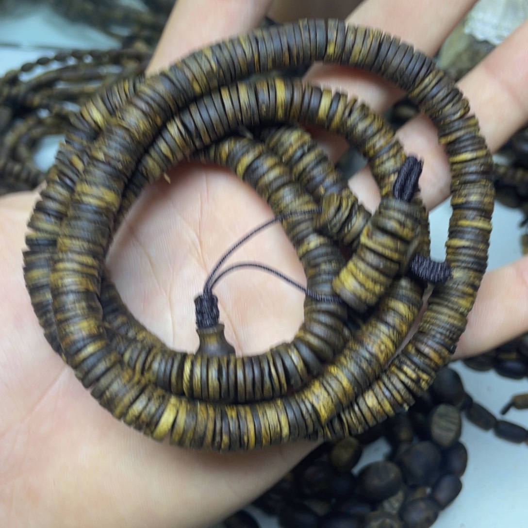 沉香碎屑沉香+0.8沉水浮片片多圈36克加