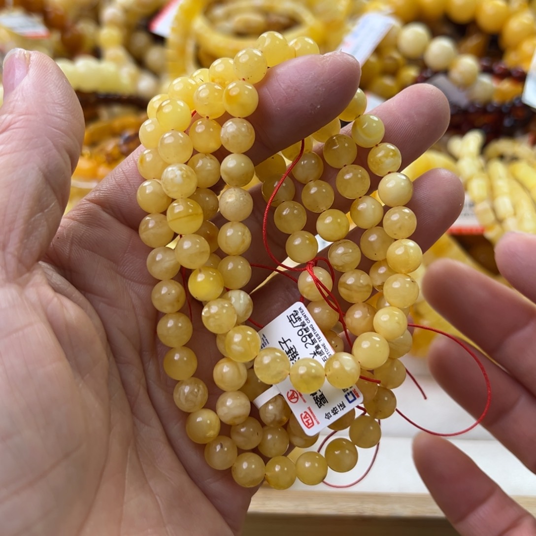 琥珀珠宝奇石未镶嵌