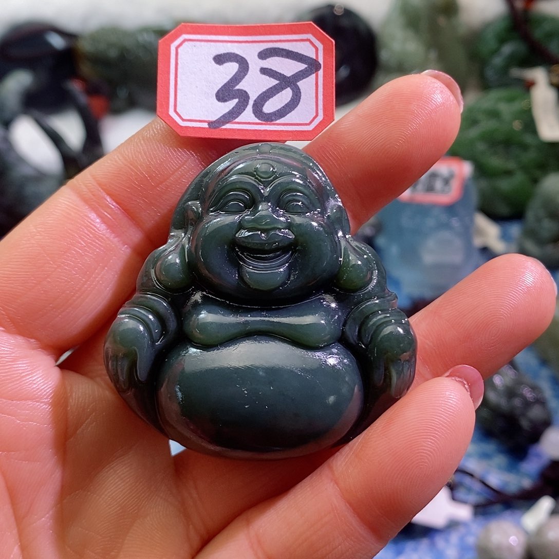 和田玉（糖玉）颈饰未镶嵌