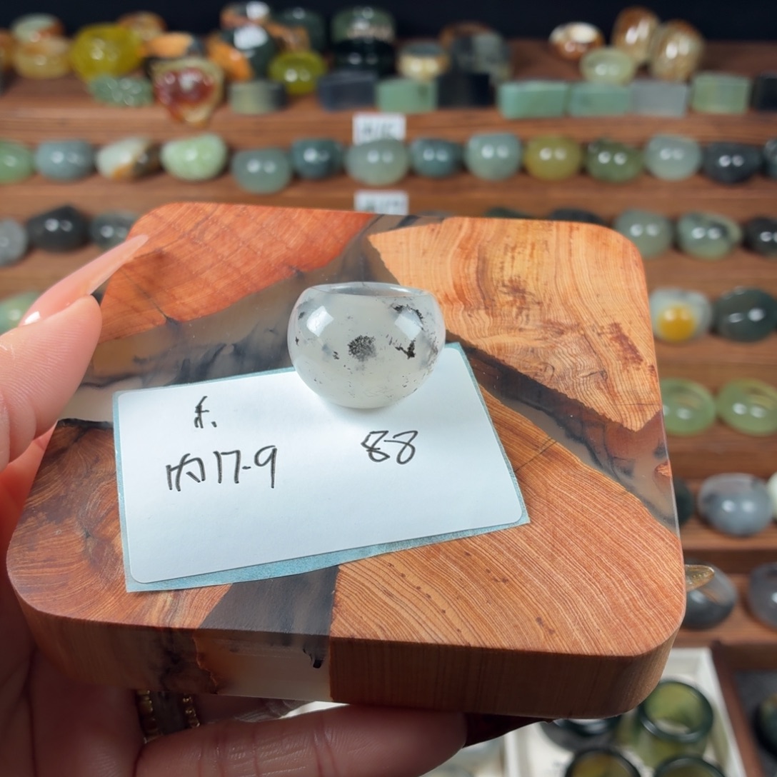 乐***销蛇纹石玉未镶嵌戒指