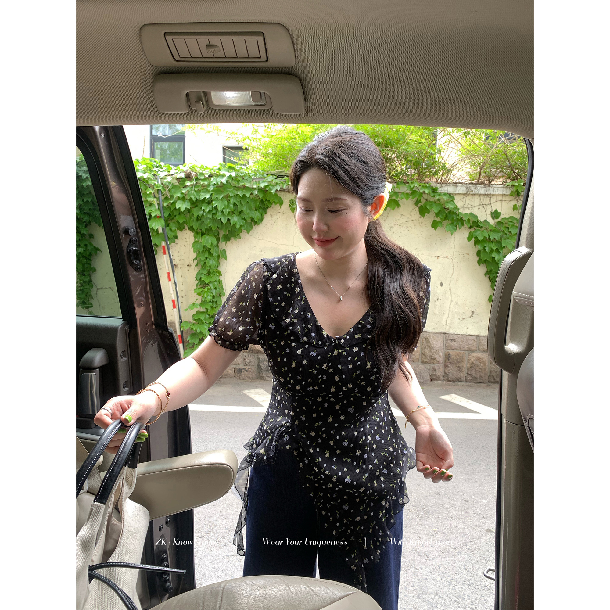 知葵微胖定制【漫游花园】夏季不规则短袖显瘦碎花上衣12251LX4650