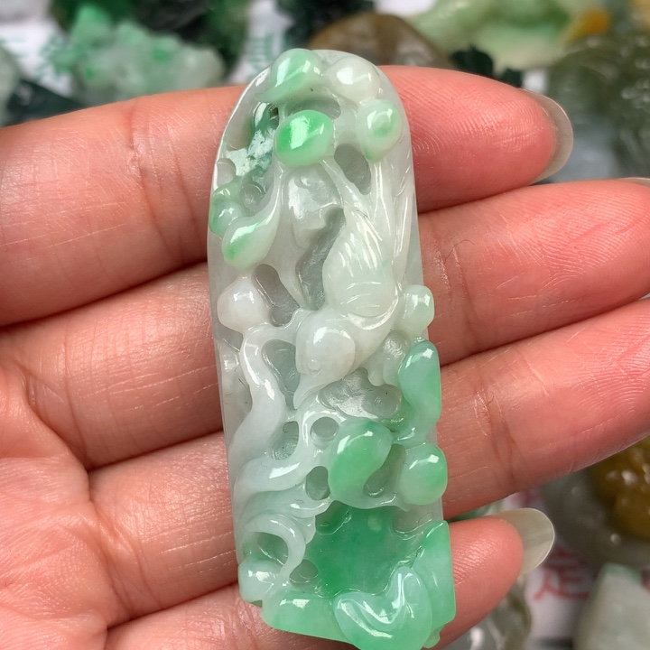 定制翡翠未镶嵌翡翠