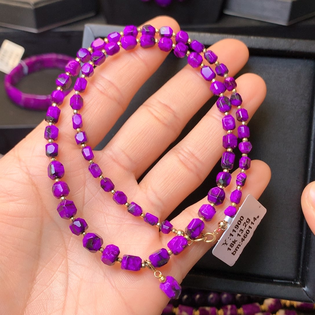 苏纪石（舒俱来）项链18K金镶嵌