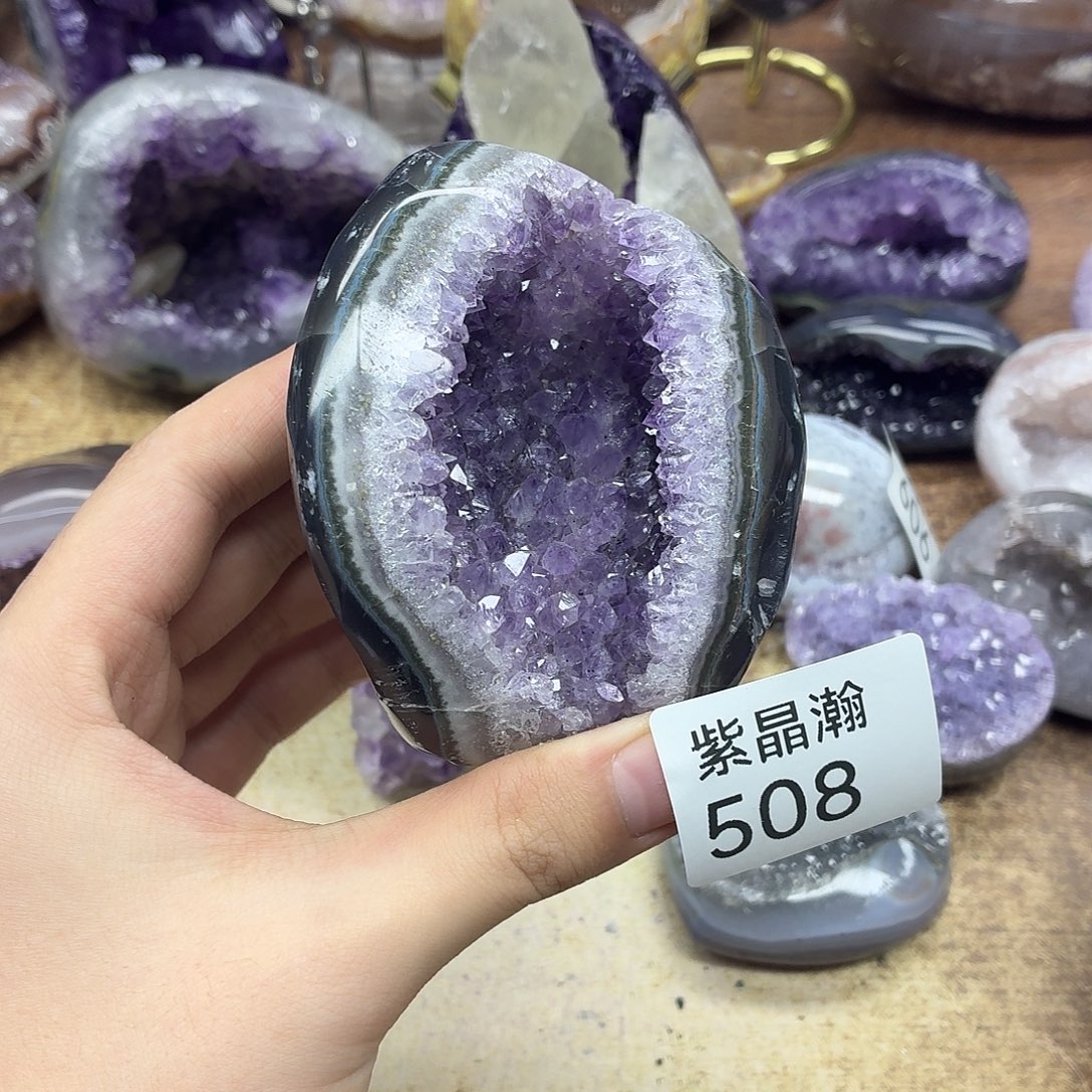 未镶嵌水晶大型摆件（非配饰）