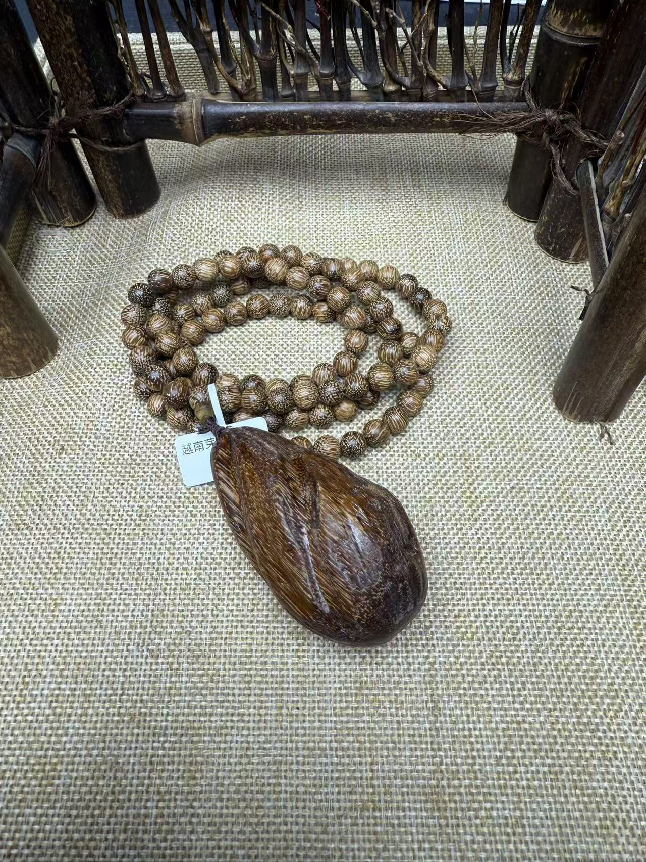 B87龙二文玩成品木串