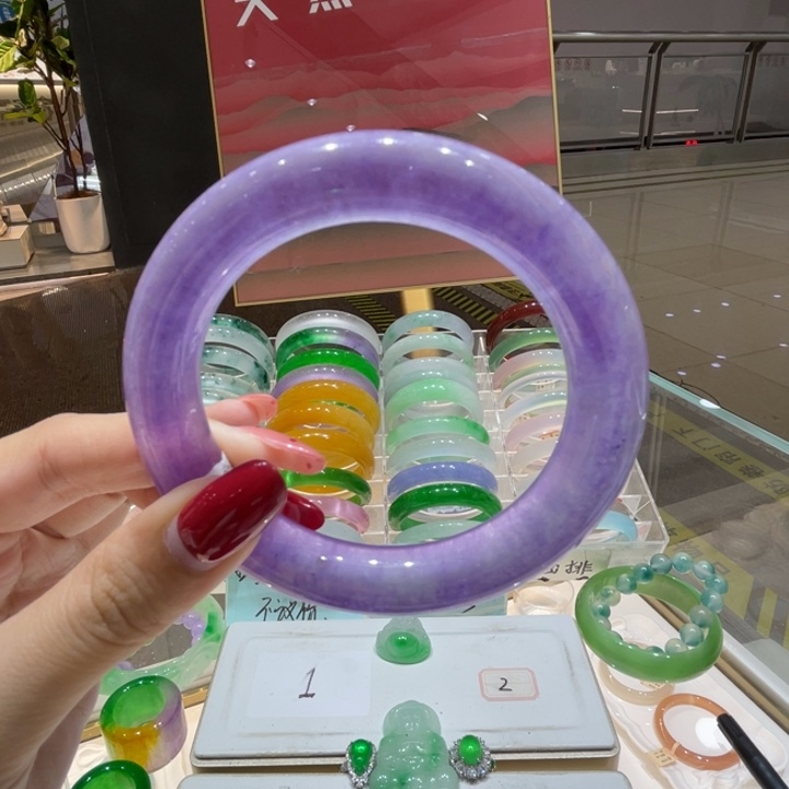 石英质玉手镯未镶嵌独龙玉手镯