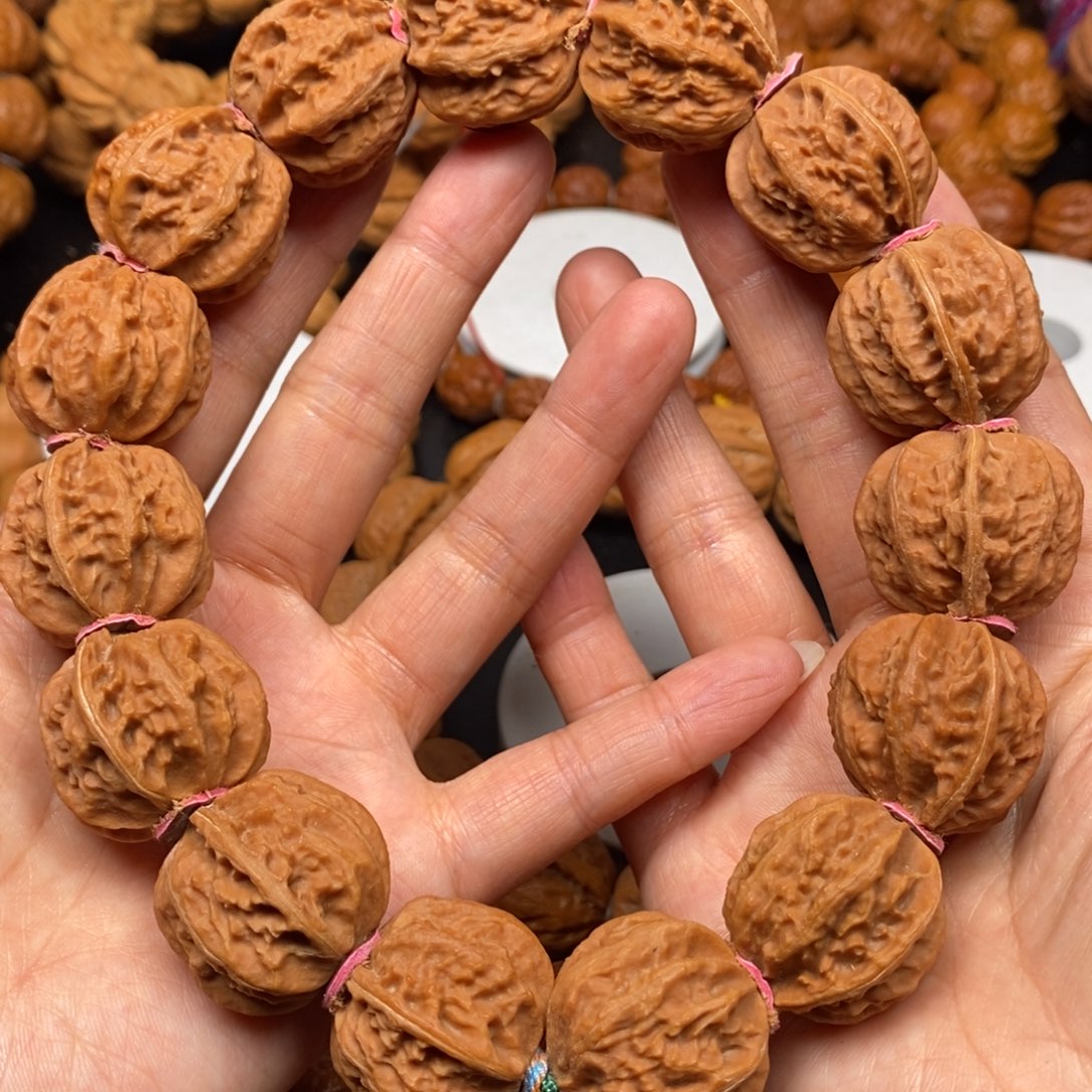 桃核手串龙爪纹八棱