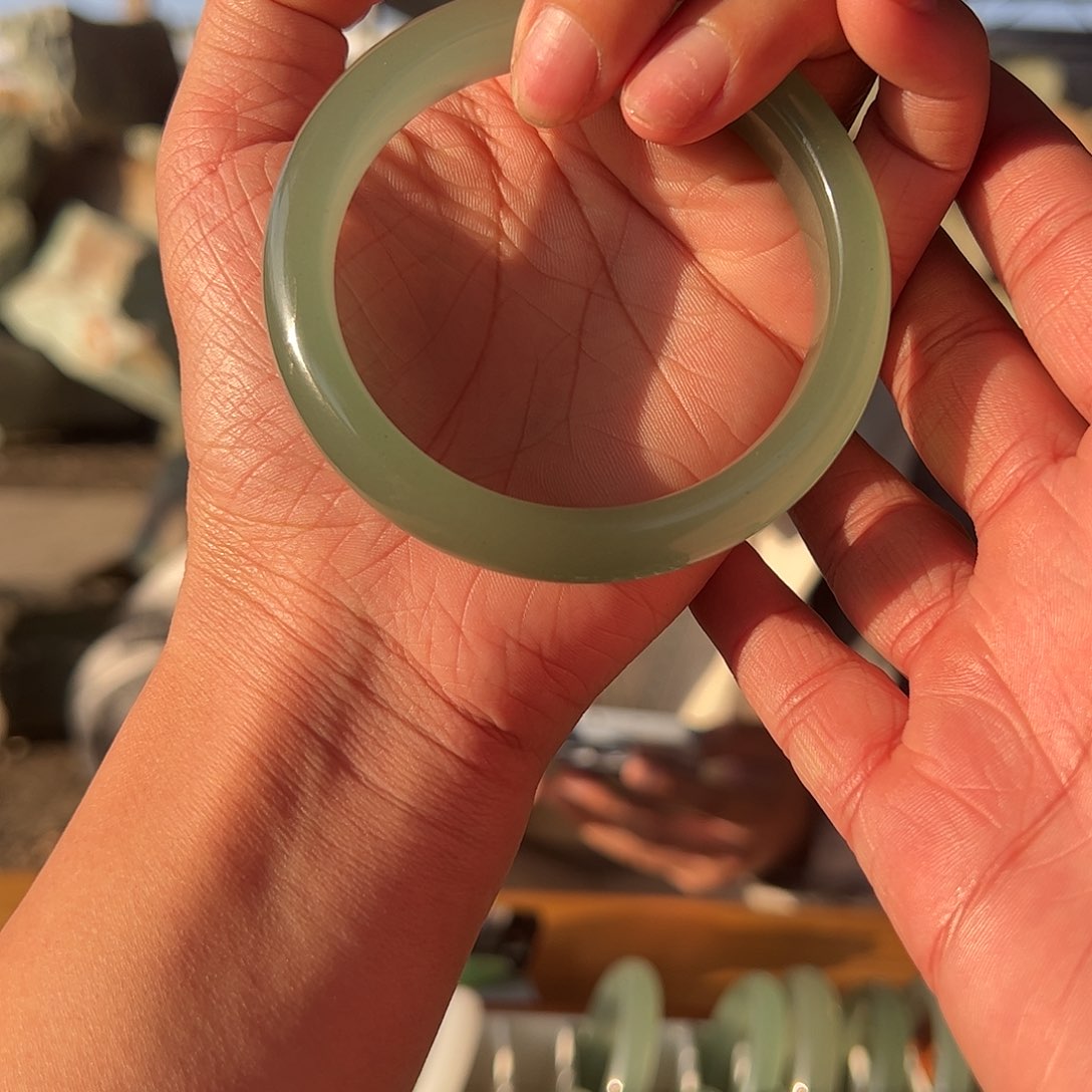 绿东陵冰晴水手镯