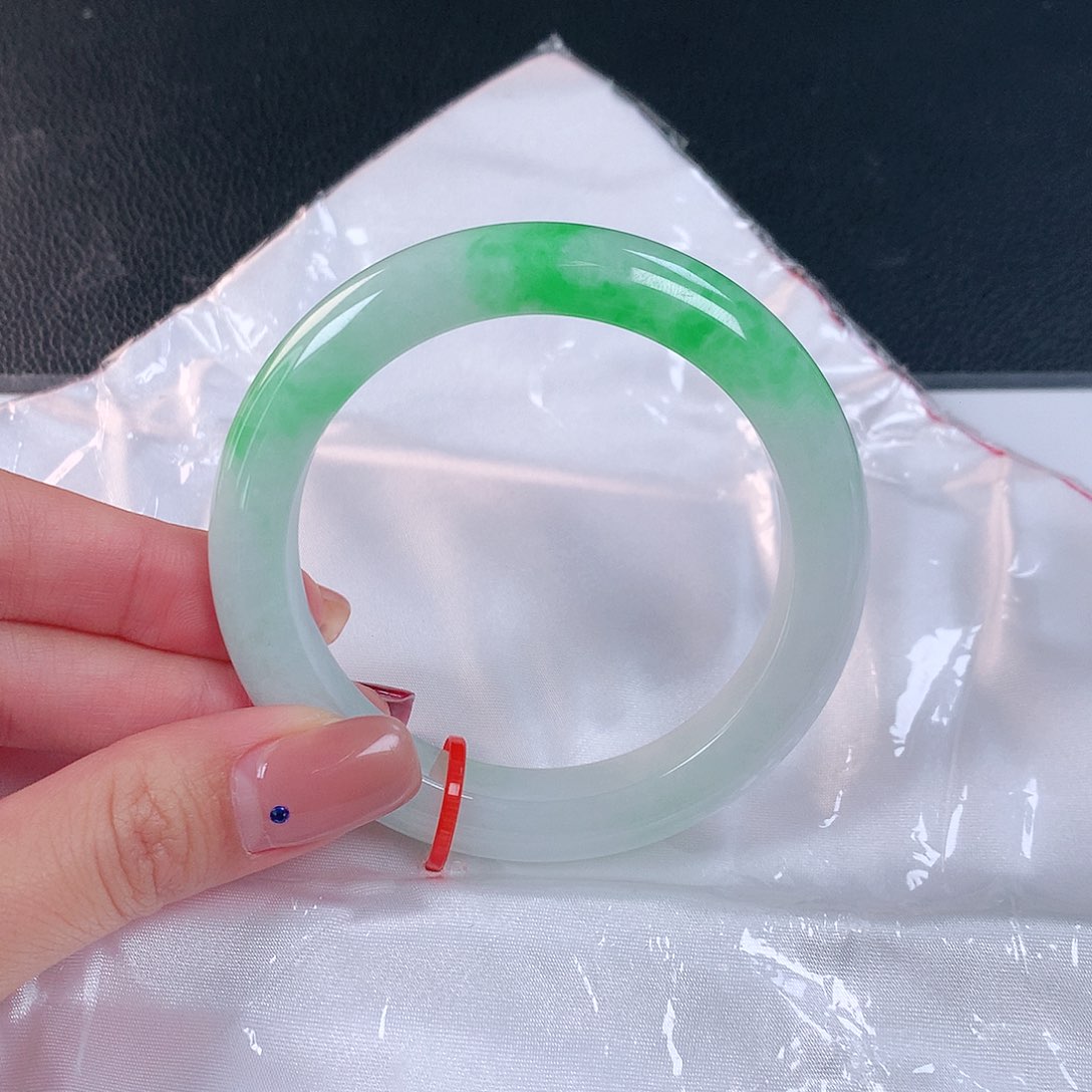 未镶嵌手镯翡翠051