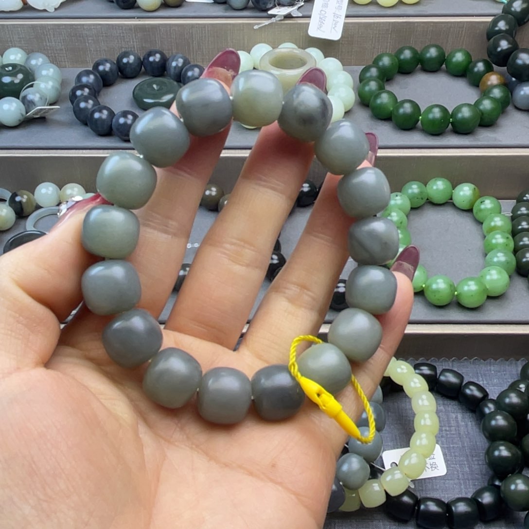 和田玉手链未镶嵌