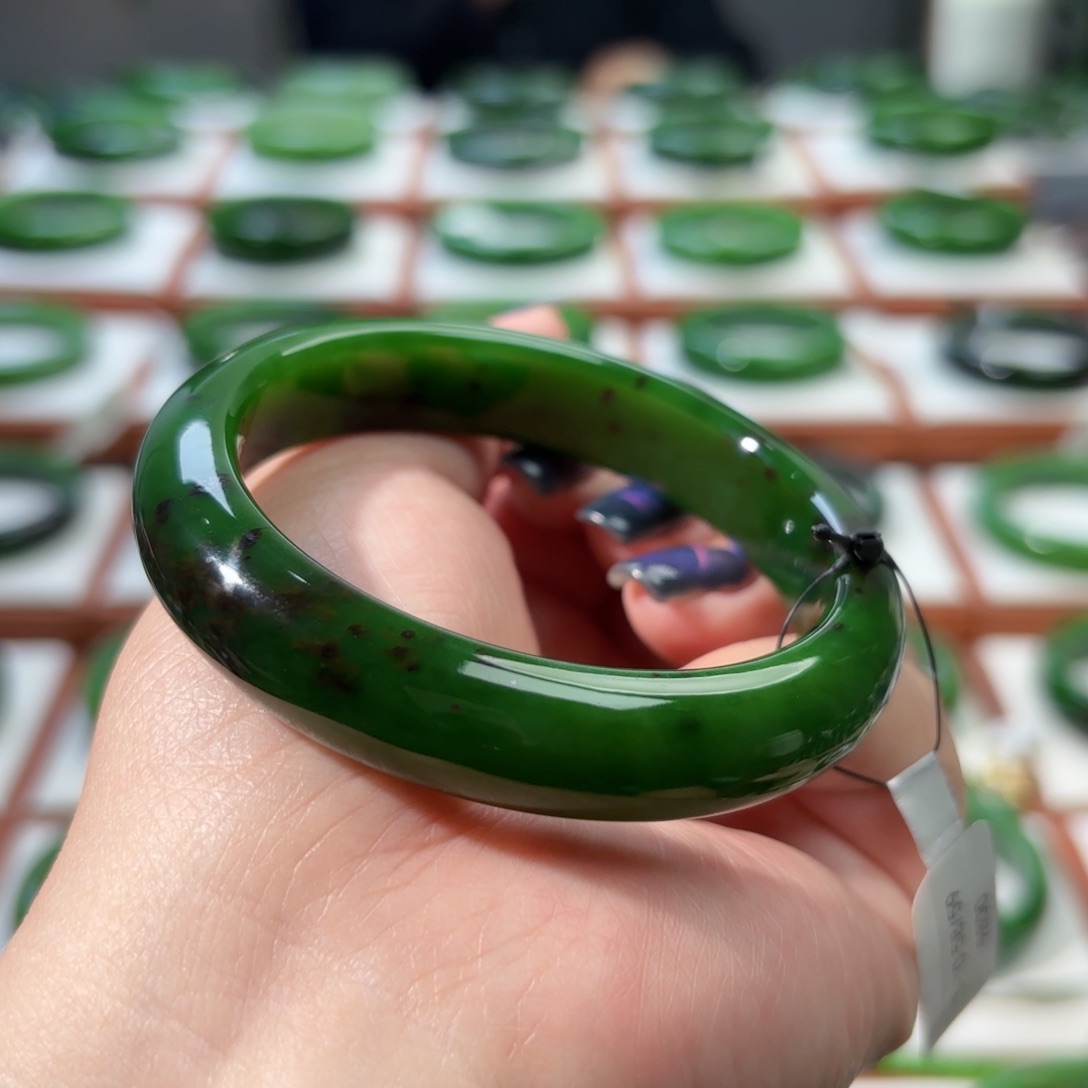 未镶嵌手镯和田玉59