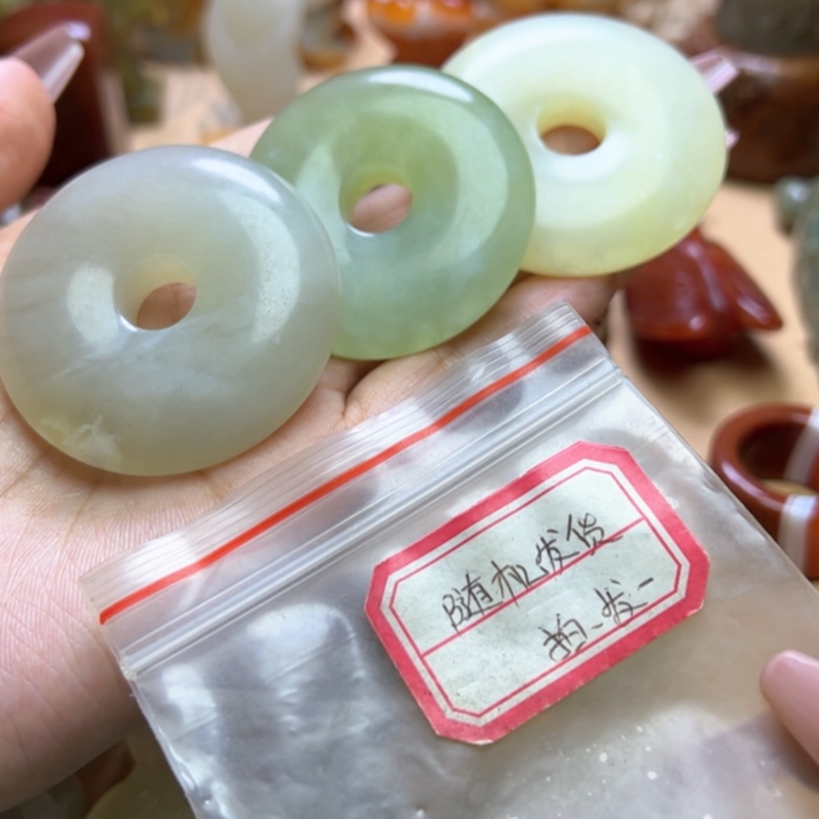 【闪购商品】蛇纹石玉颈饰未镶嵌发一个