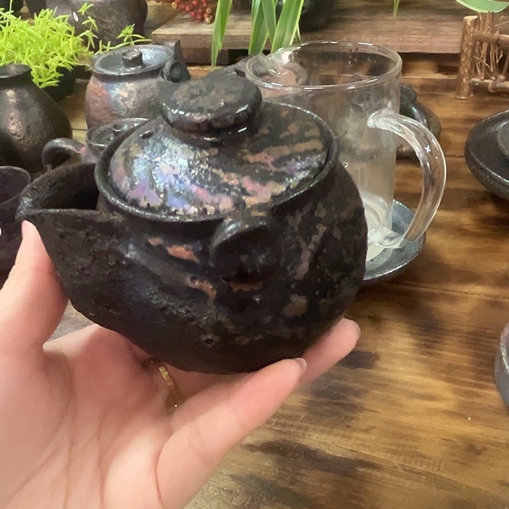 月**慢荥经黑砂宝瓶一个