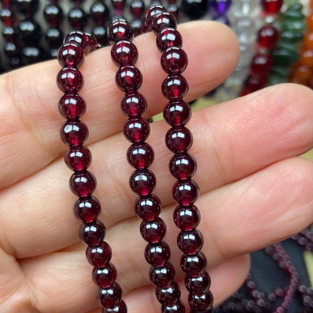 手链未镶嵌石榴石