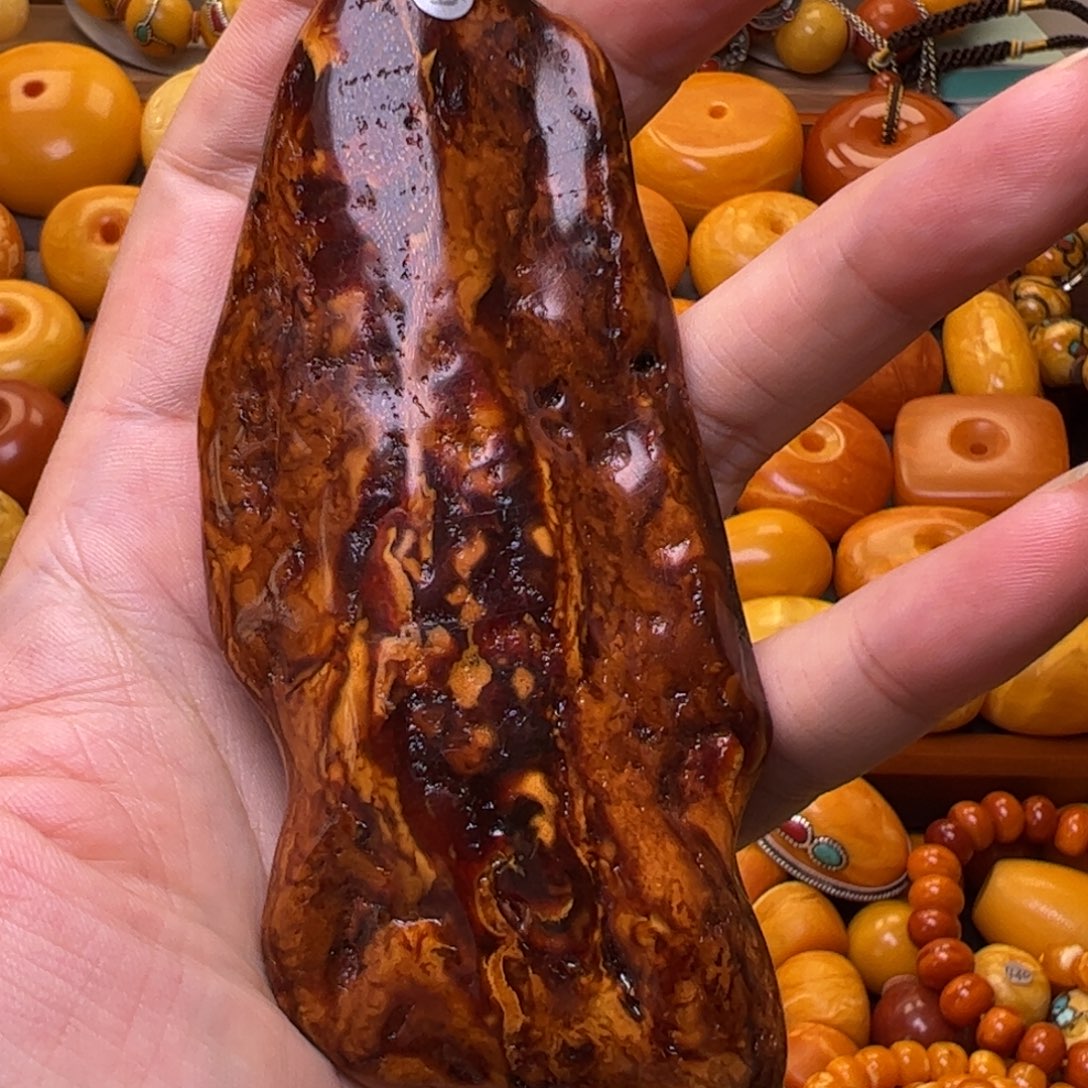 琥珀未镶嵌珠宝奇石原皮