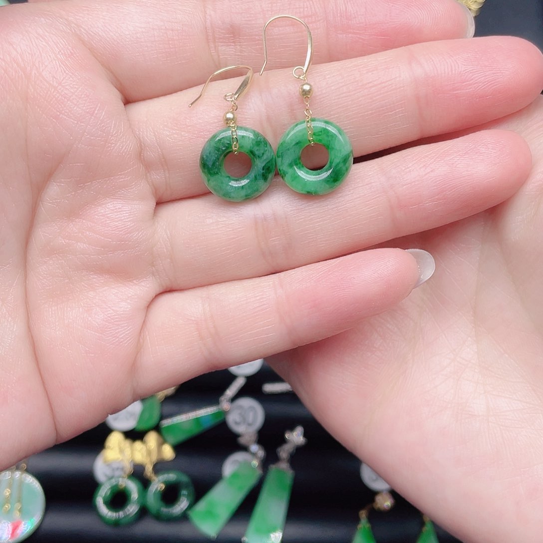 翡翠耳饰18K金镶嵌天然翡翠