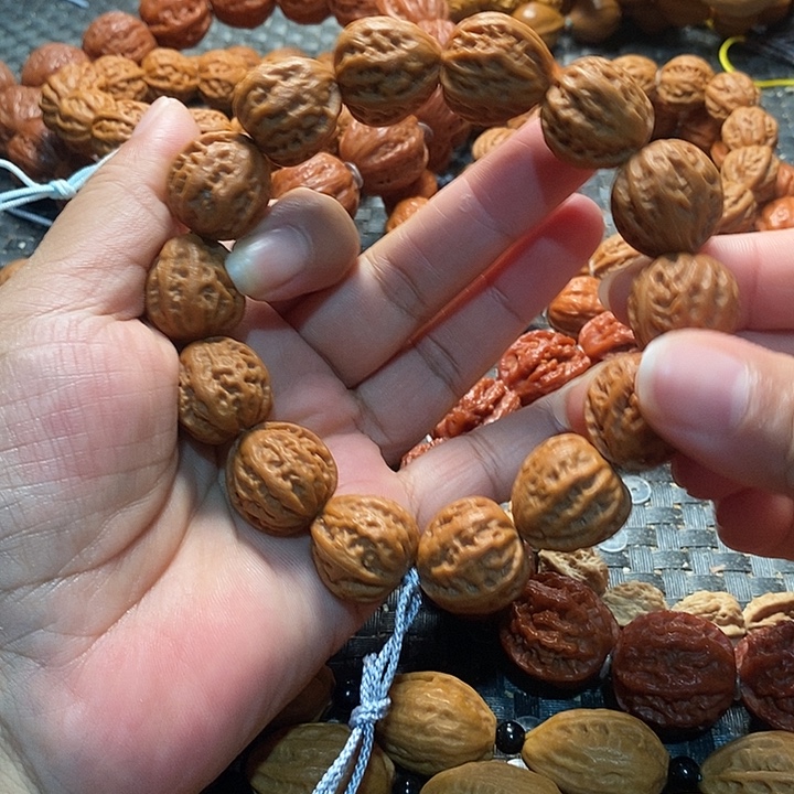 手串文玩核桃麻花八棱