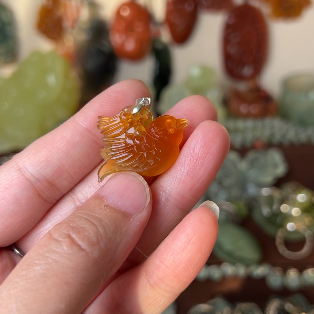 蛇纹石玉吊坠(不含链)未镶嵌