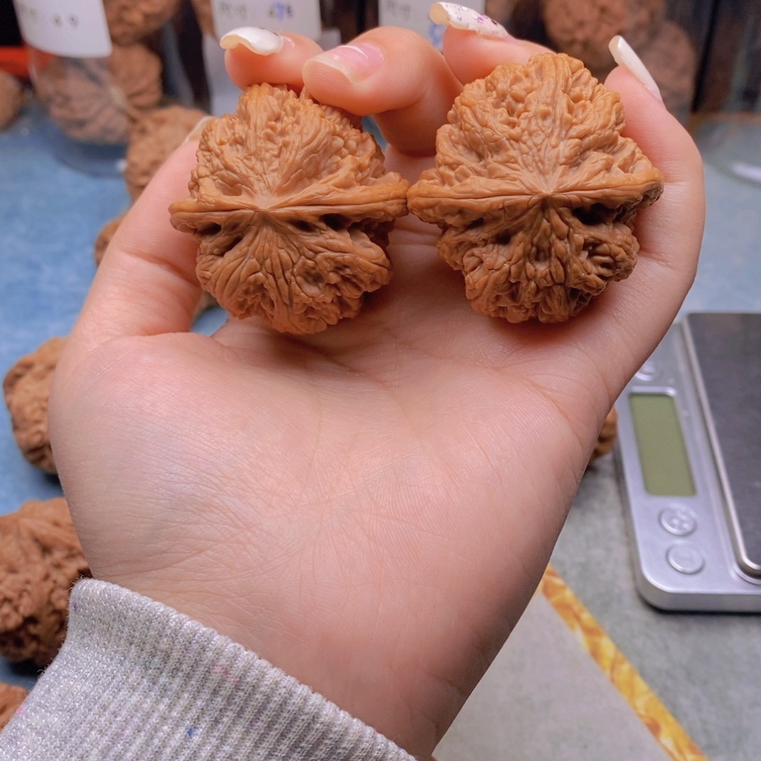 一****文玩核桃吊坠粗筋精品对43