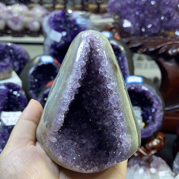 未镶嵌大型摆件（非配饰）紫晶莹