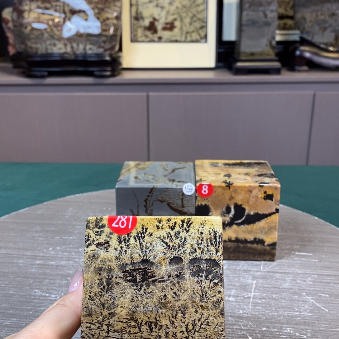 石材广西国画石草花石