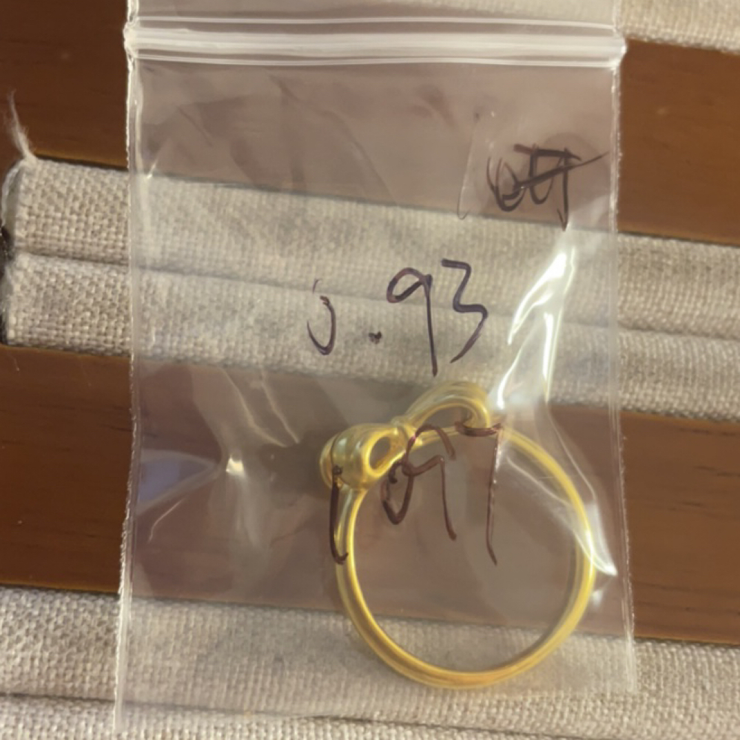 克重0.93 14号 蝴蝶结戒指 足金999