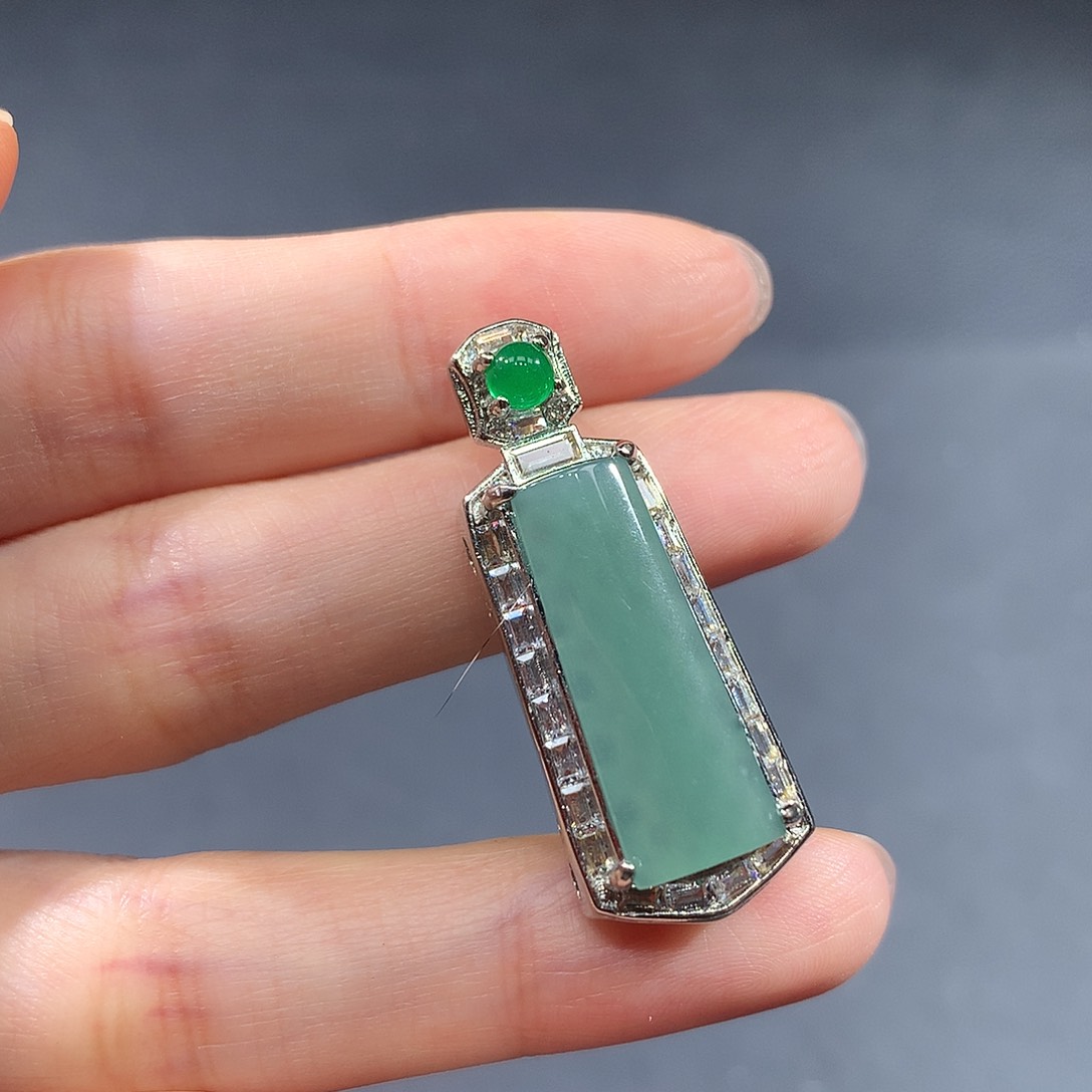 未镶嵌戒指翡翠翡翠