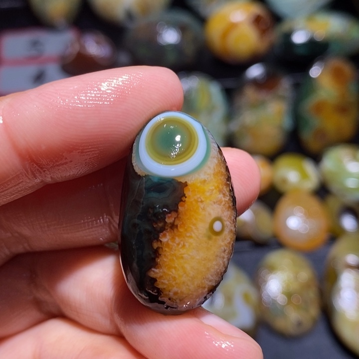 玛瑙/玉髓珠宝奇石未镶嵌