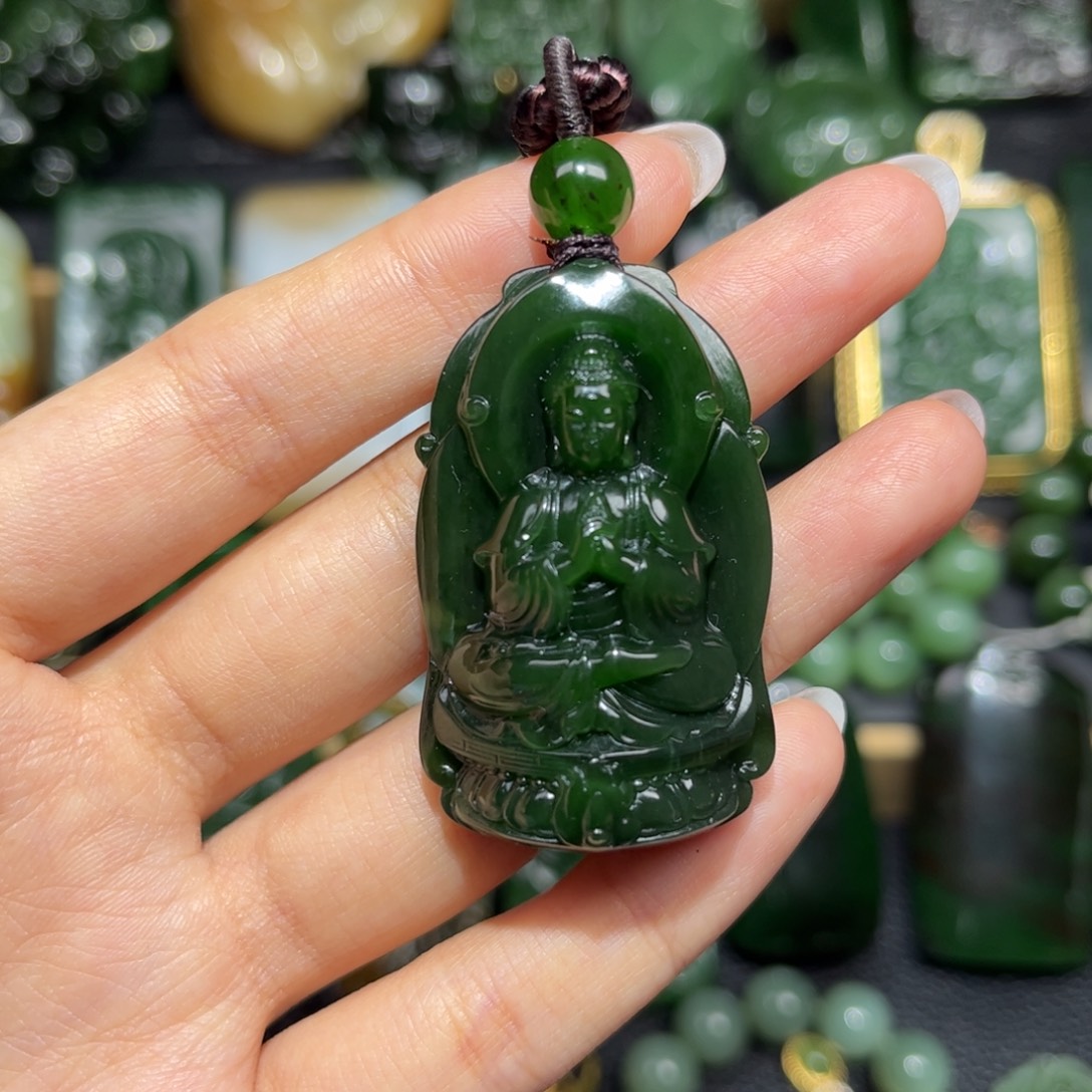 和田玉未镶嵌颈饰