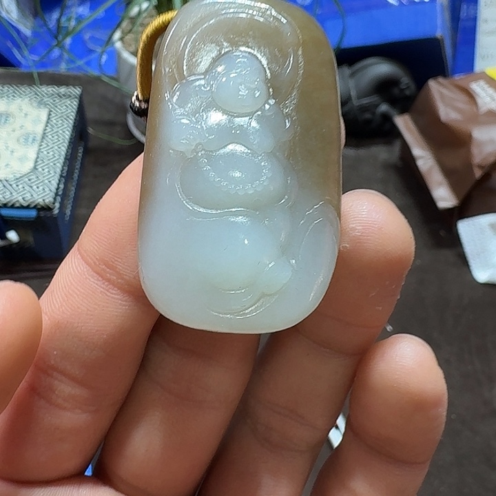 未镶嵌和田玉车挂