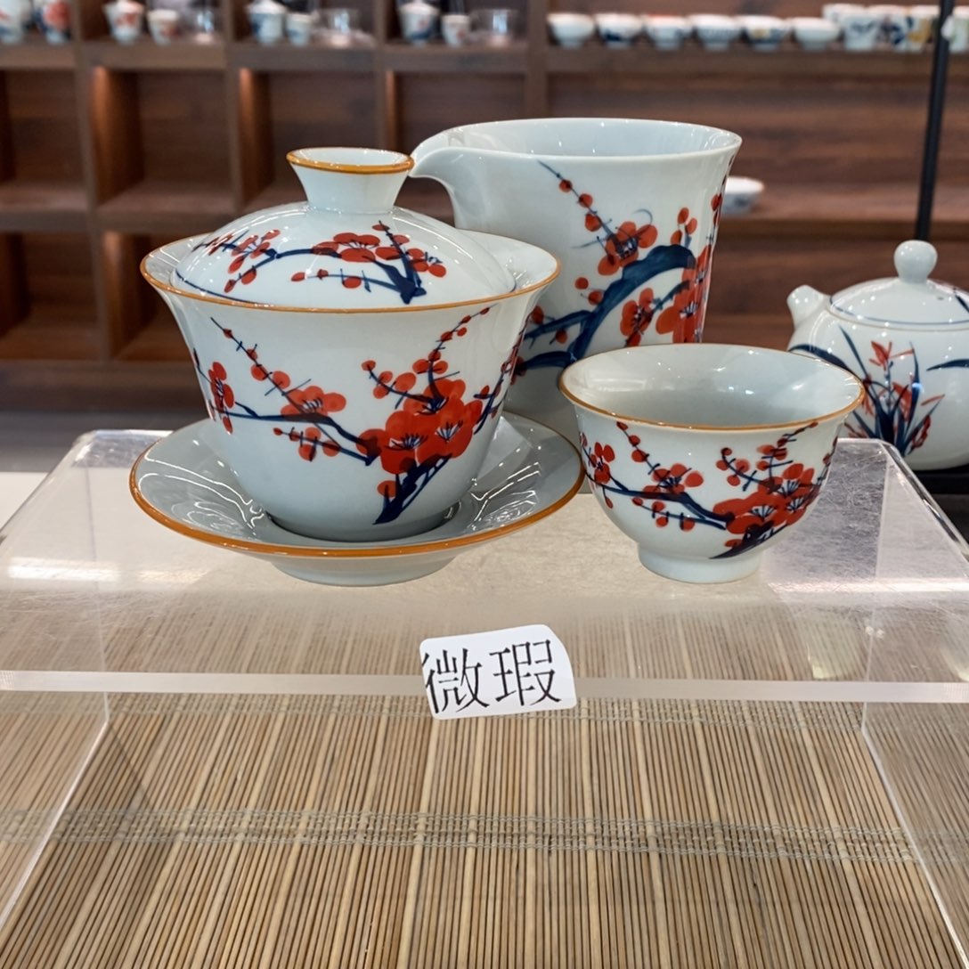 釉下手绘茶具微瑕手工绘制