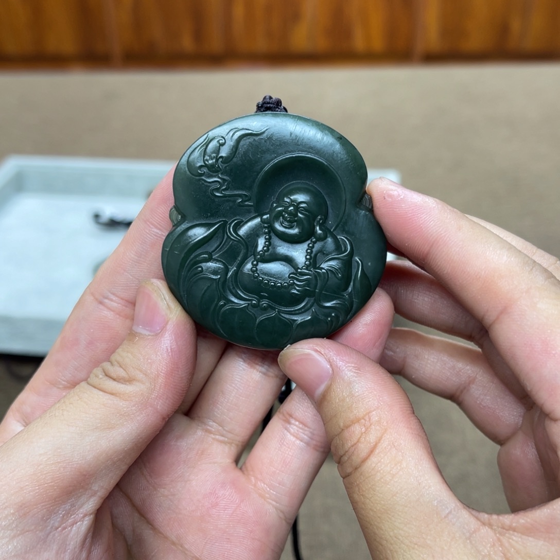 和田玉（糖玉）未镶嵌挂件