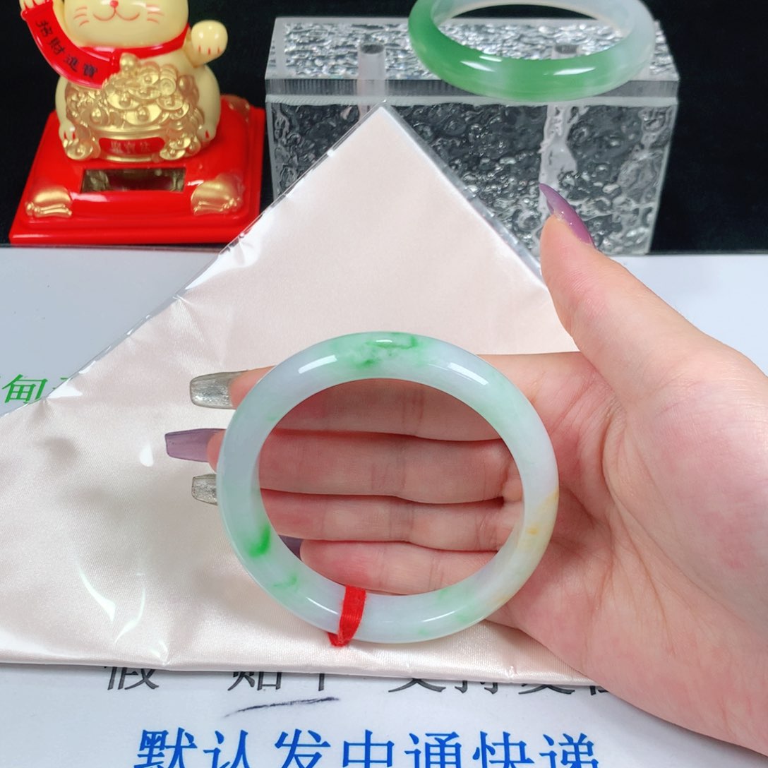 翡翠手镯未镶嵌正圈57 1125